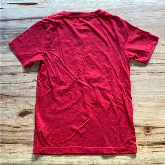 Red Jordan graphic T-shirt size medium - Picture 4 of 4